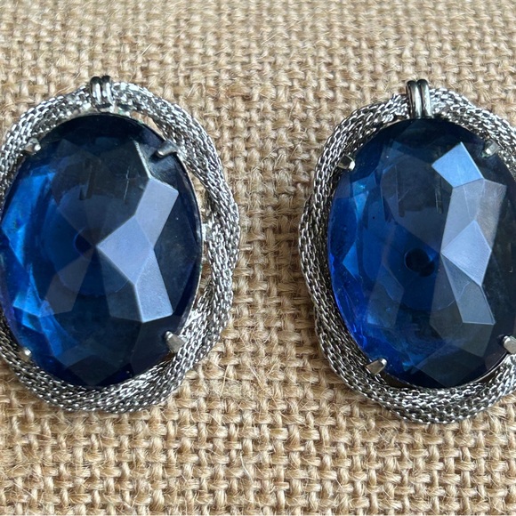 Vintage Carnegie Clip Earrings Blue Faceted Glass Silver Signed Large Oval - Picture 2 of 11